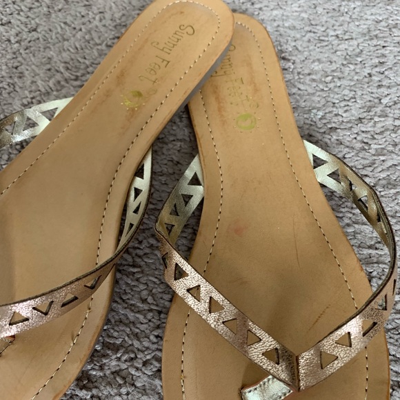 Gold Sandals by Sunny Feet (7 1/2) - Picture 2 of 4